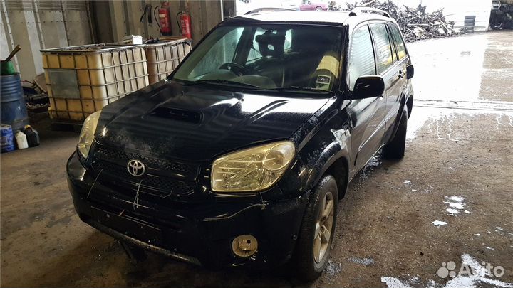 Разбор на запчасти Toyota RAV 4