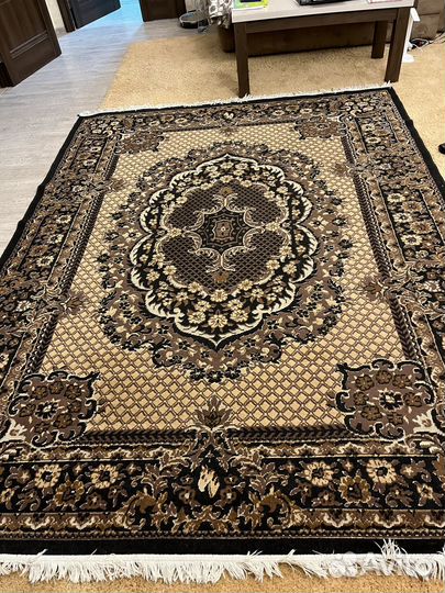 Ковер шерстяной