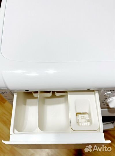 Узкая стиральная машинка Indesit