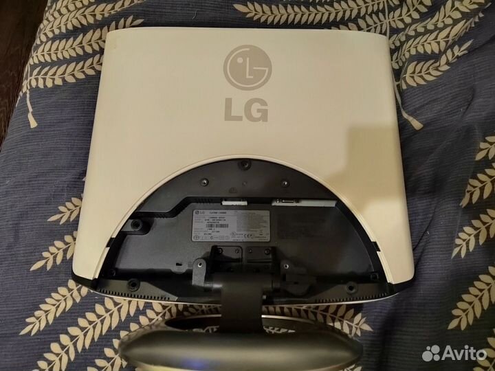 Монитор LG flatron