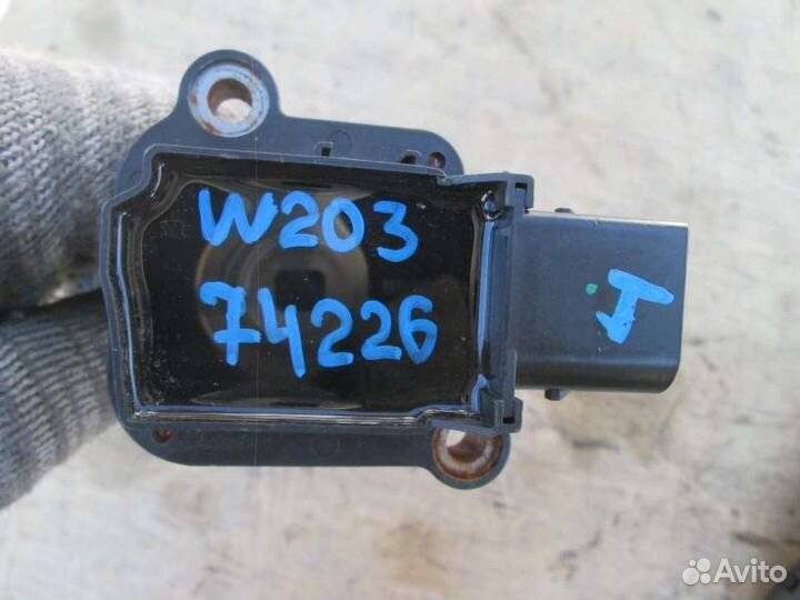 Катушка зажигания Mercedes-Benz C230 W203 271.948