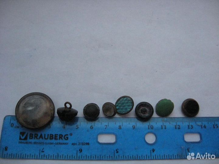 Антикварные пуговицы и брошки