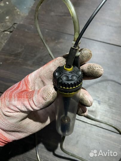 Автоматический смазчик цепи тля мотоцикла