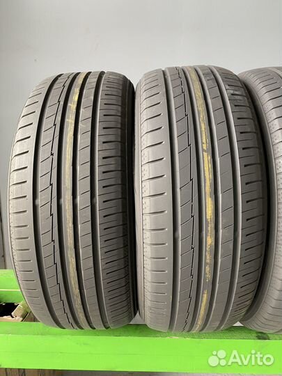 Yokohama BluEarth AE50 225/45 R19