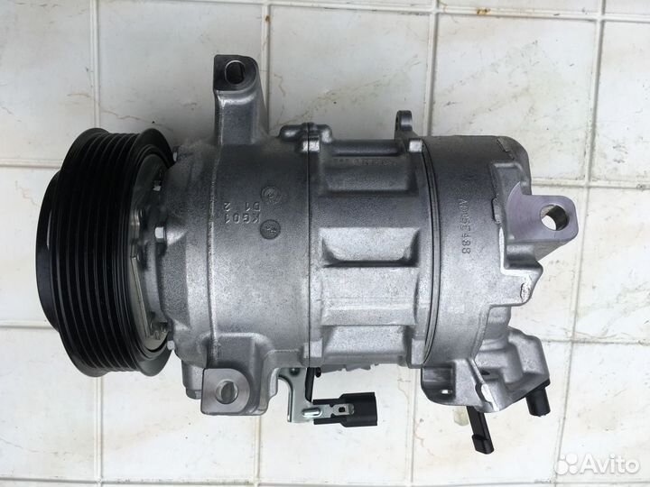 Нов ориг Компрессор Xtrail T32 Qashqai J11 2013+