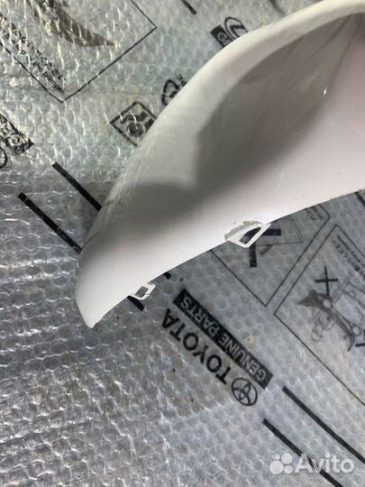 Крышка зеркала Toyota Land Cruiser 200 2008