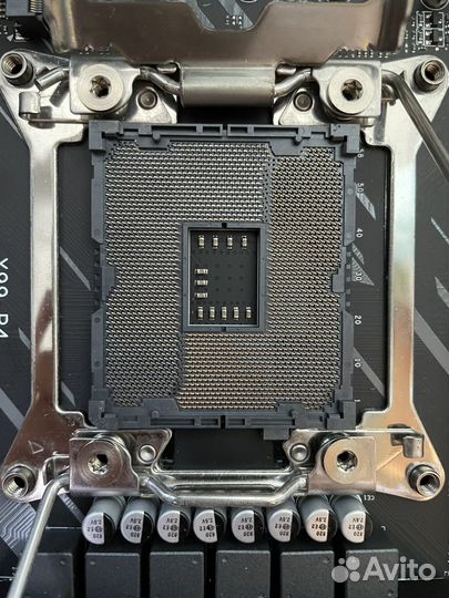 Комплект x99 нет старта