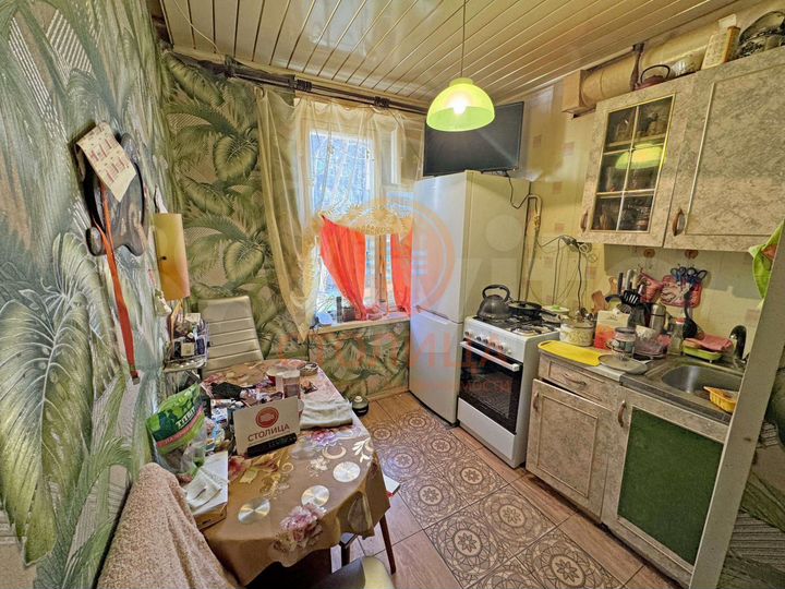 Комната 44 м² в 2-к., 1/5 эт.