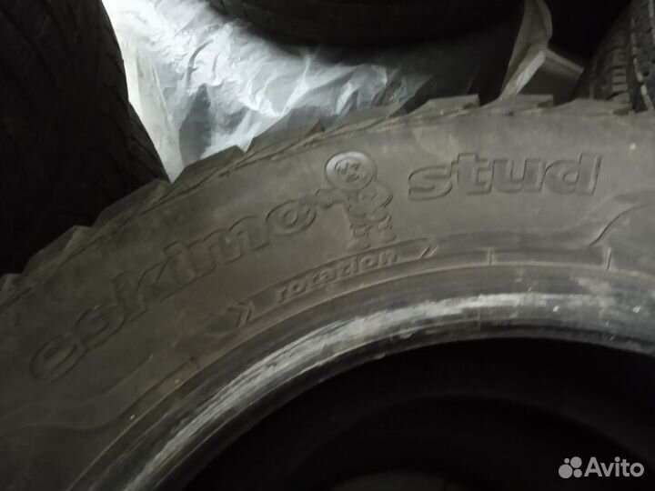 Sava Eskimo Stud 215/65 R16