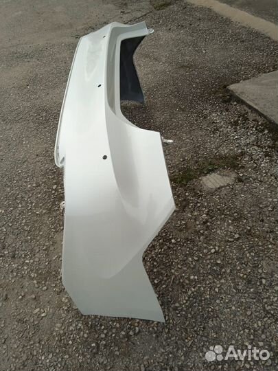 Продается бампер на toyota camry