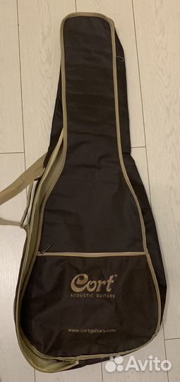 Акустическая гитара Cort earth 70