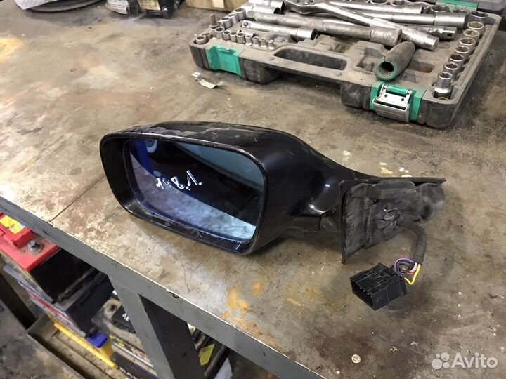 Зеркало левое с электроскладыванием а4 б5