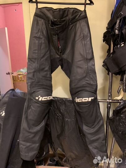 Мотоштаны кожаные Icon Overlord/Compound