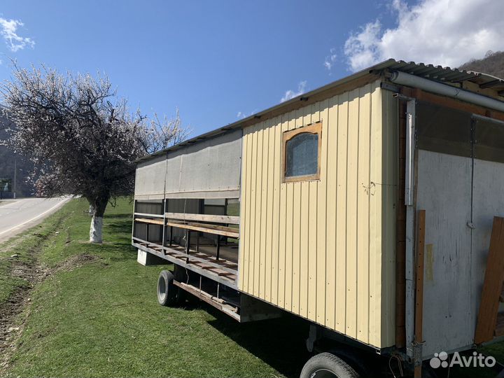 Пчелопавильон