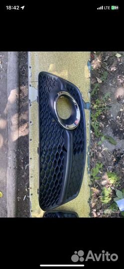 Решетки бампера Q5