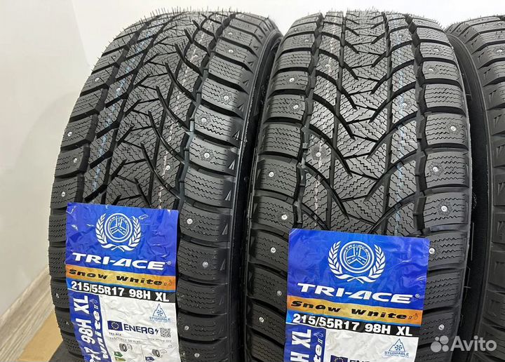 Tri Ace Snow White II 215/55 R17 23H