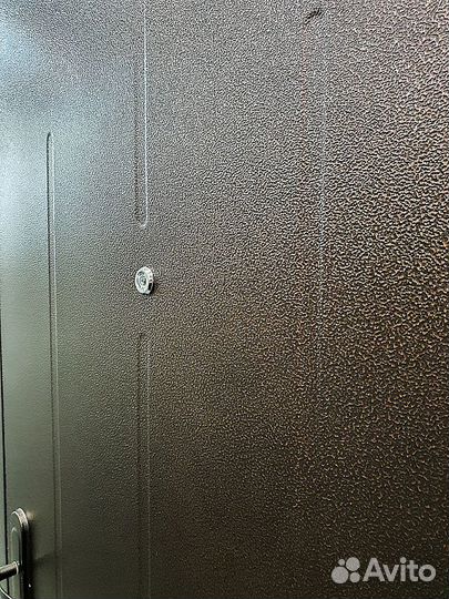 Дверь входная