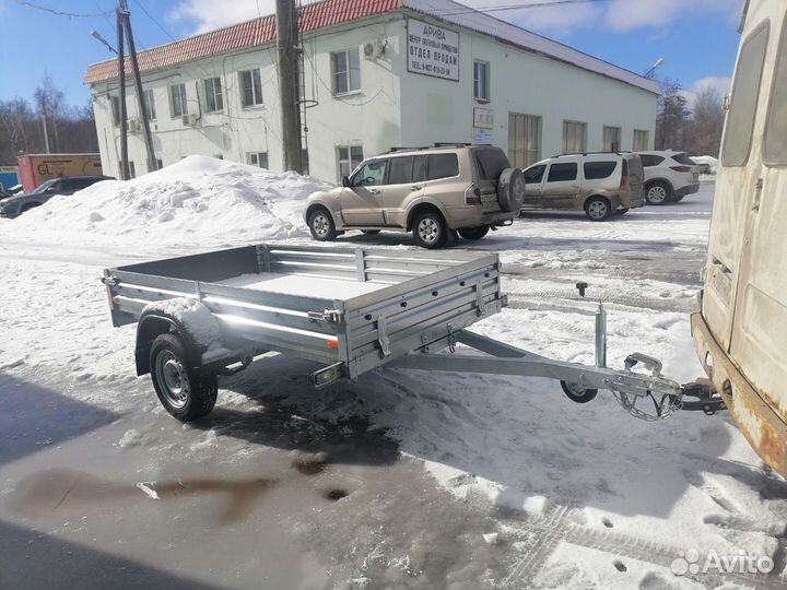 Прицеп легковой 817704 с размером 2,43 на 1,37м