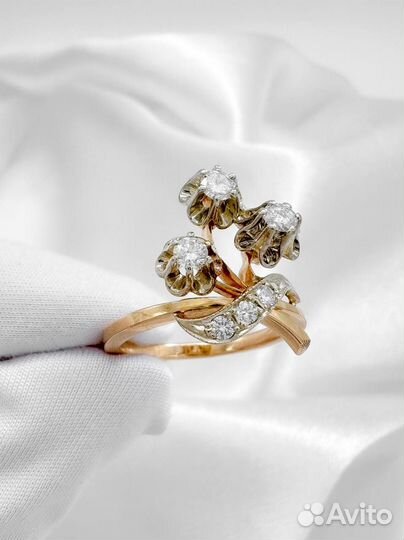 Золотое кольцо с бриллиантами 585 / 4.71 гр