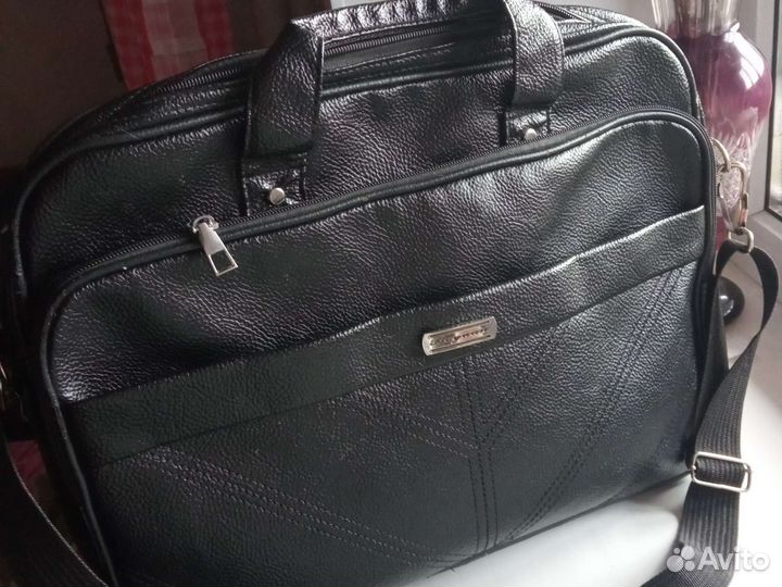 Чемодан для ноутбука