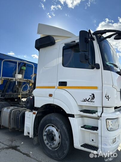 КАМАЗ 65206-Т5 с полуприцепом, 2019