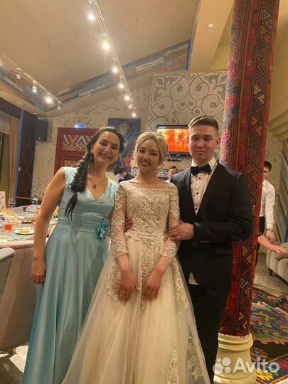 Ведущая на свадьбу юбилей