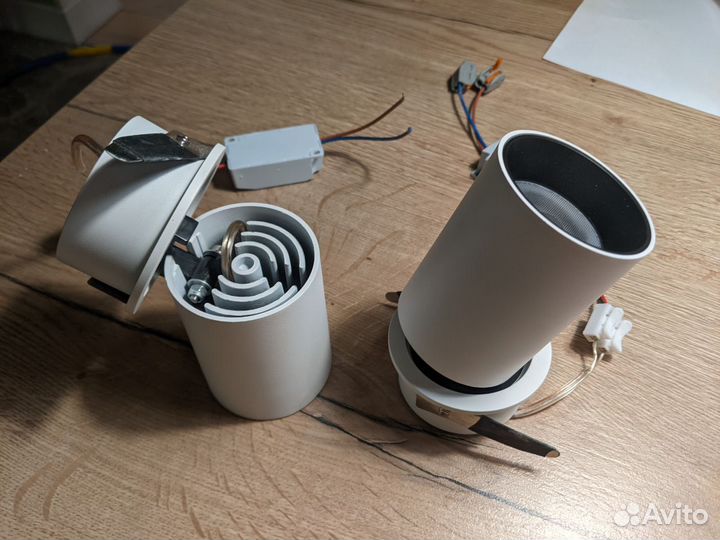 Встраиваемые поворотные светодиодные светильники