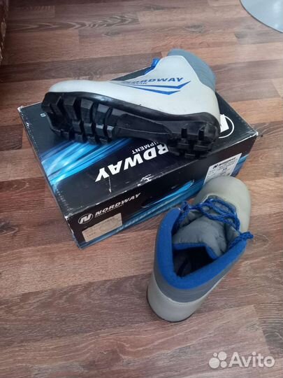 Лыжные ботинки nordway 35
