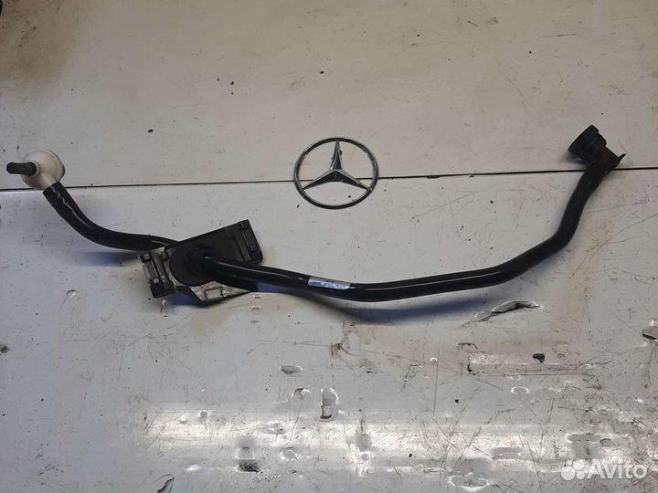 Вакуумная трубка мерседес