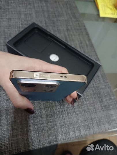 Infinix NOTE 30 Pro, 8/256 ГБ