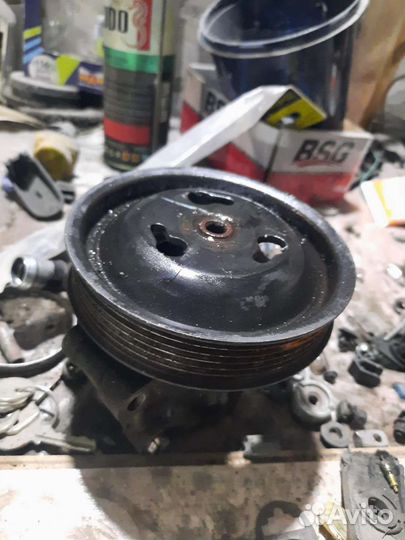 Насос гур на Ford Fusion