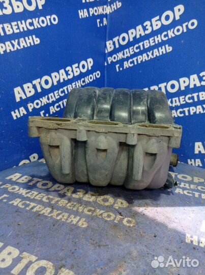 Коллектор впускной Audi A6C6 седан ASN 2005