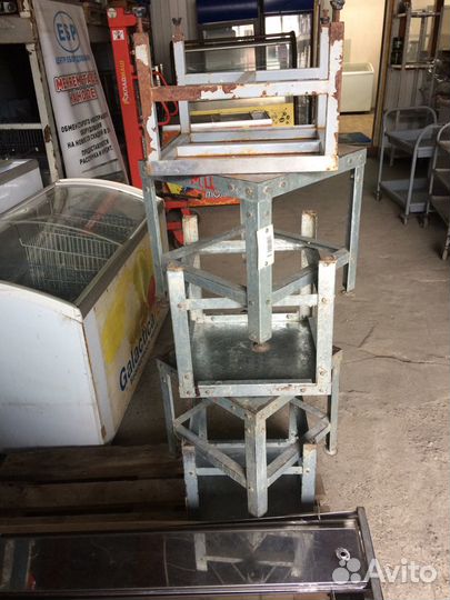 Подтоварник