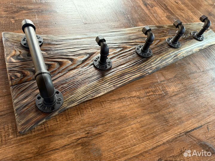 Вешалка лофт чугун крючки массив лиственница 93см