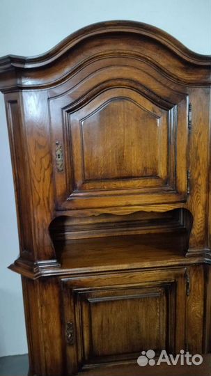 Антикварный буфет