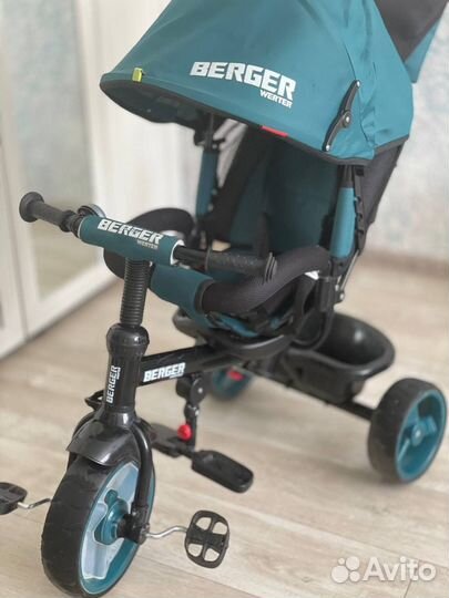 Детский трехколесный велосипед