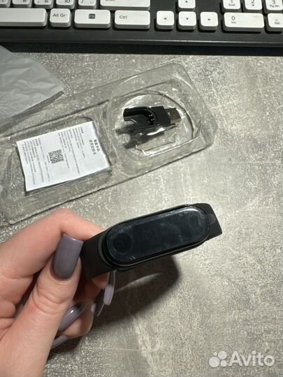 Фитнес браслет xiaomi mi band 7