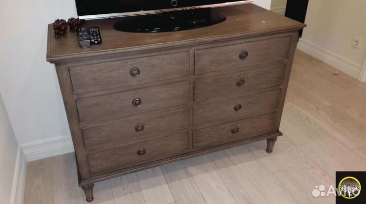 Кoмoд из дуба