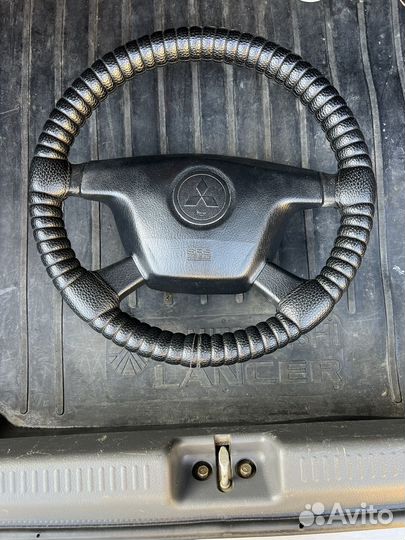 Рулевое колесо lancer 9