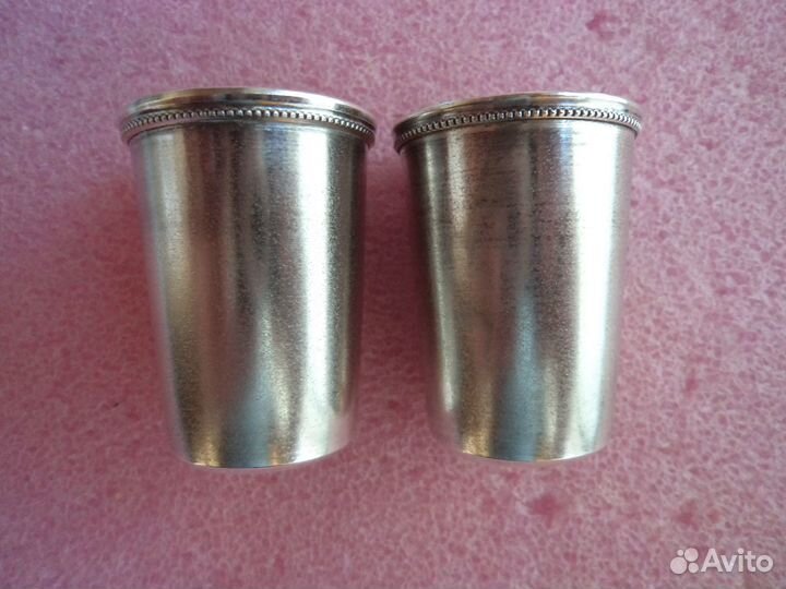 Серебряные стопки парные. 875 пр