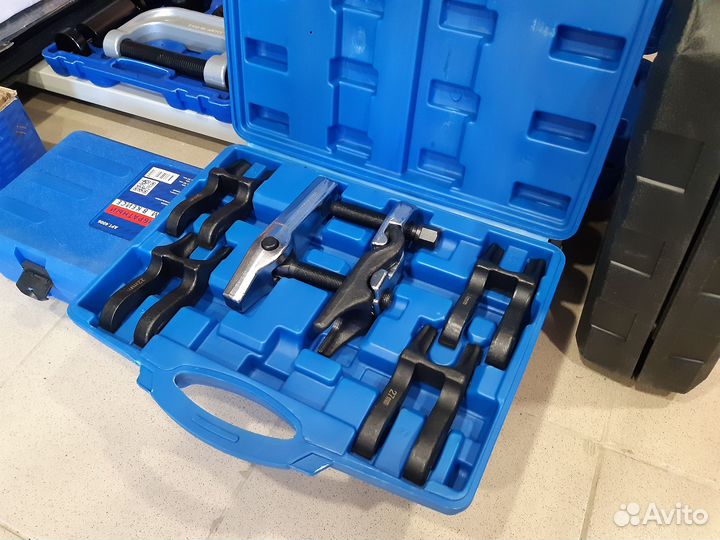 Набор съемников рулевых и шаровых