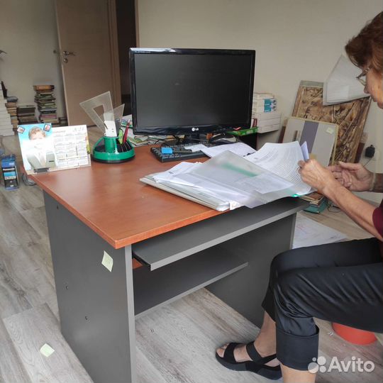 Офисная мебель бу