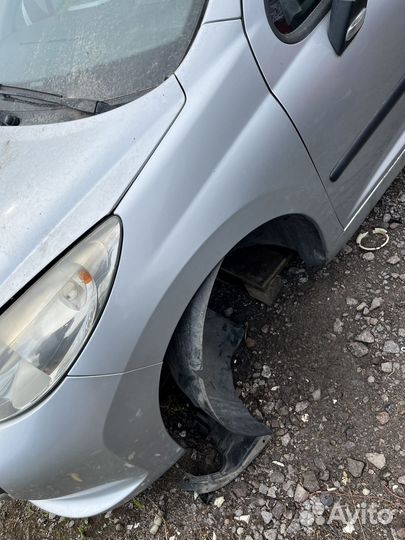 Peugeot 207 крыло переднее левое