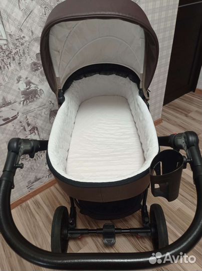 Коляска 2 в 1 Pituso Confort