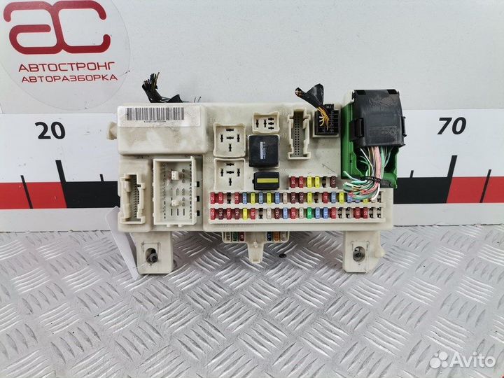 Блок предохранителей для Ford C-MAX 1 1712211
