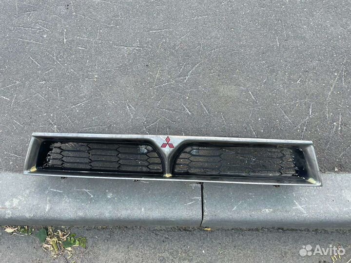 Решетка радиатора галант 8