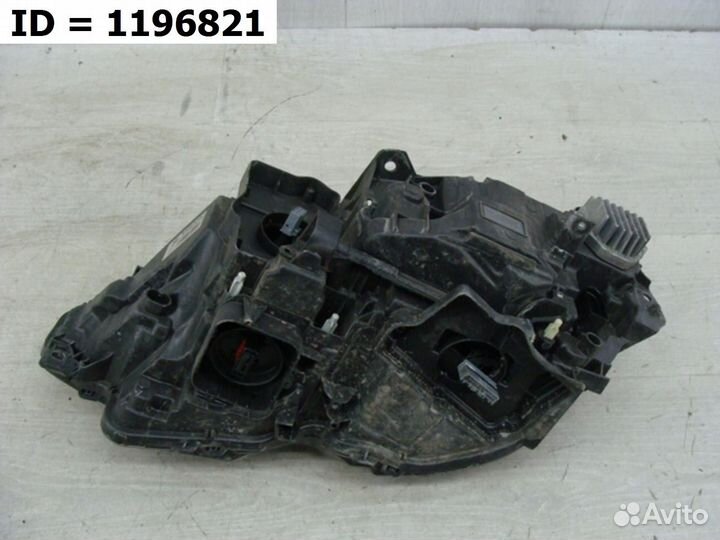 Фара правая Volvo S90