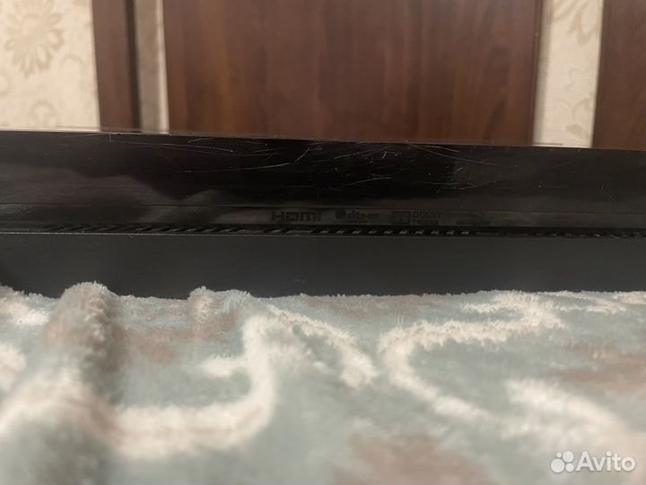 Sony playstation 4 PS4 slim 1tb