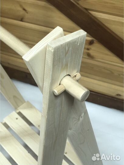 Вешалка для детской одежды