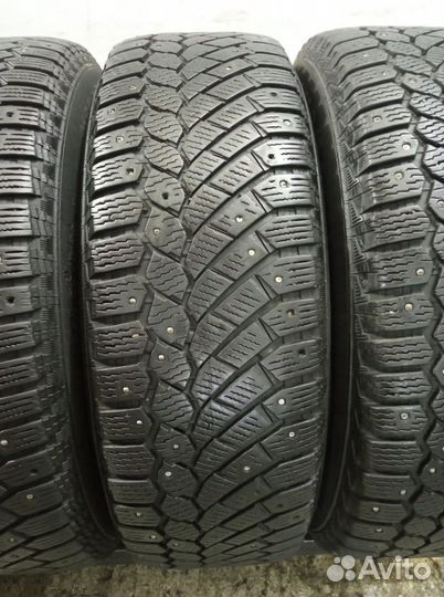 Continental ContiIceContact 4x4 215/65 R16 98W